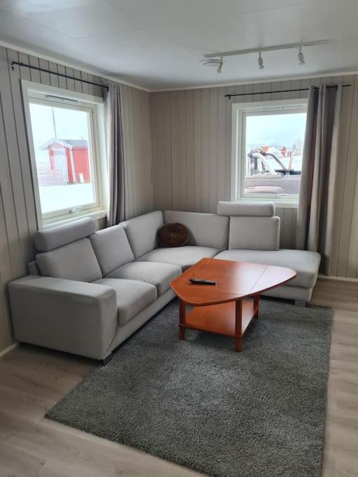 Ved Sjoen Apartment *